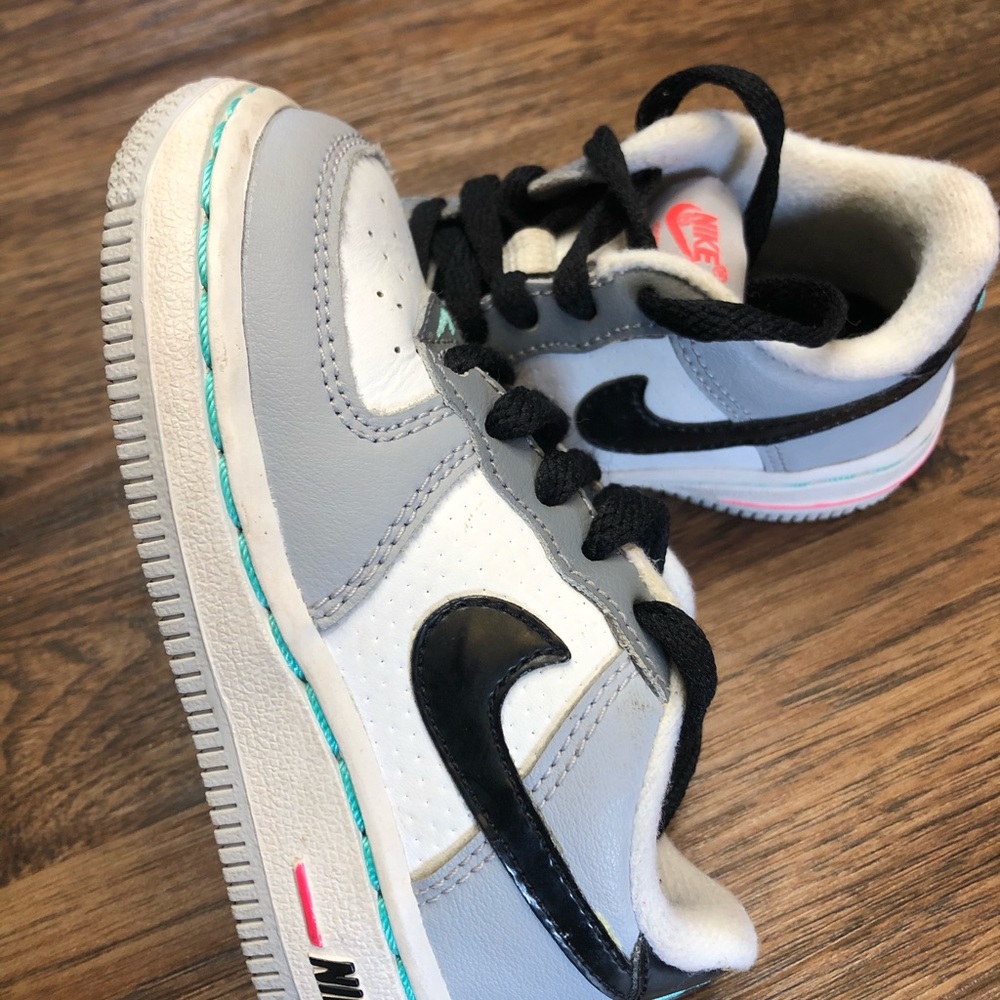 Air Force 1s Size 6c